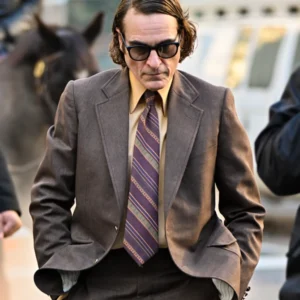 JOKER 2024 JOAQUIN PHOENIX BROWN SUIT